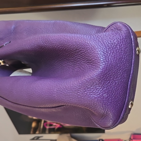 PRICE DROP! Gucci GG Pebbled Leather Purple Soho Tote Bag - Picture 4 of 11